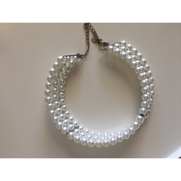 Gothic 3-Tier Simulated Pearl Choker - Picture 2 of 4